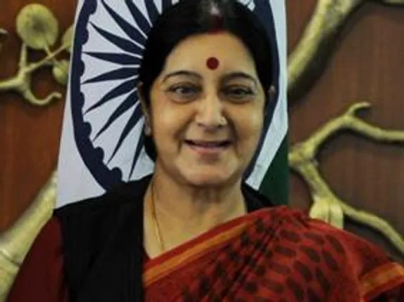 Visa curbs on Indians will also hurt US: Sushma