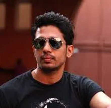 Outsiders have less pressure compared to star kids: Gulshan Devaiah