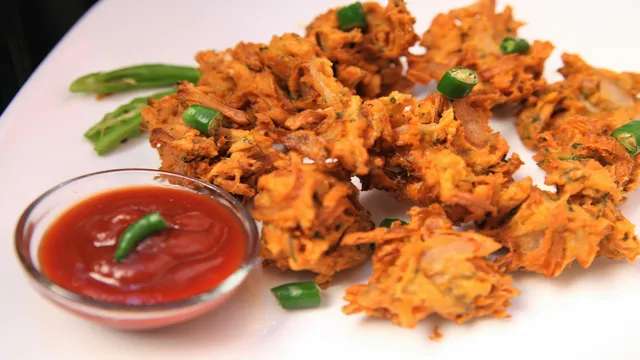 5 types of snacks that your soul craves on a monsoon evening