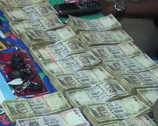 Odisha police arrest two in Godipada toll gate loot case, seize Rs 2.55 lakh