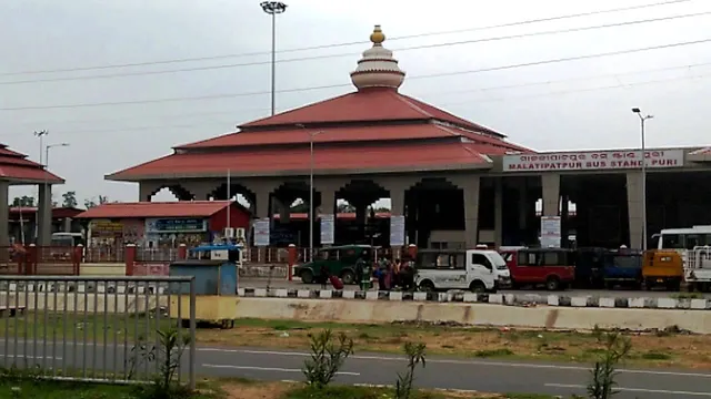 Two Nepal women found dead from bus stand in Odisha's Puri