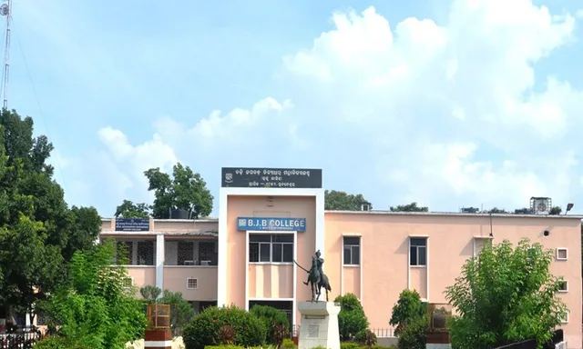 Sine die lifted from BJB College in Odisha capital