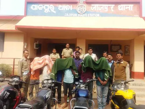 Six members of robbery gang arrested in Odisha