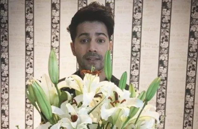 Varun Dhawan gets flowers for Alia Bhatt on V-Day