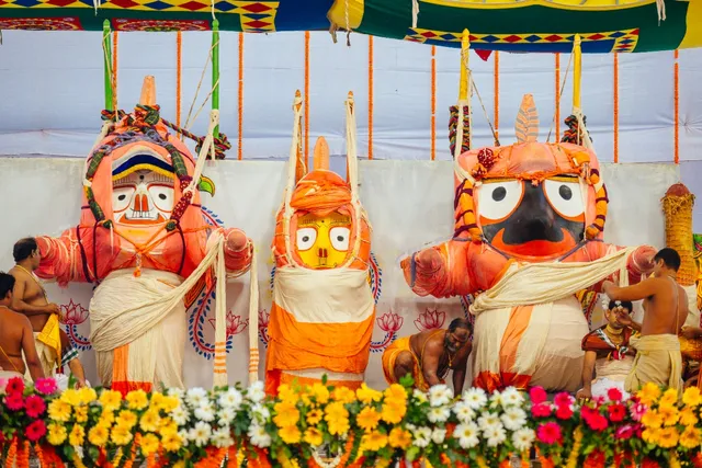 Lord Jagannath dons Gajanan Besha on Snana Jatra sans devotees (See Pics)
