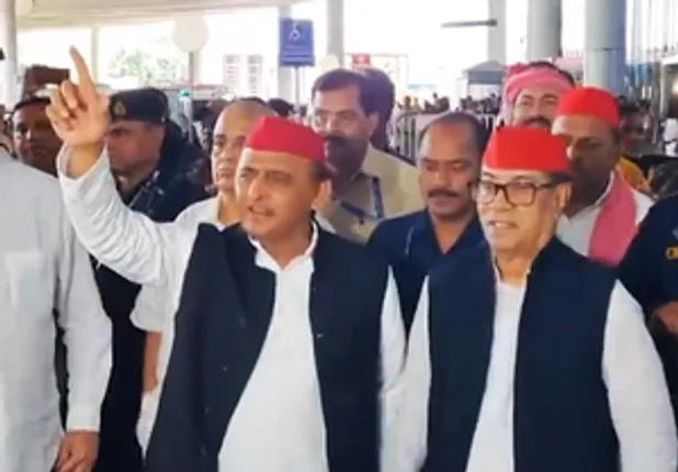 Current Union govt won't last long: Akhilesh Yadav