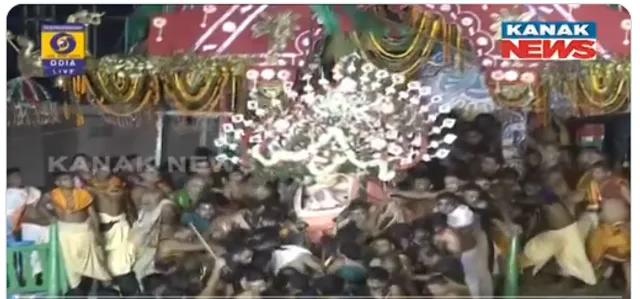 Odisha: 5 servitors injured in mishap during ‘Pahandi’ of Lord Balabhadra at Puri