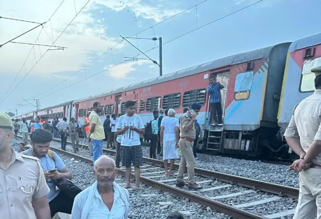 20 coaches of Sabarmati Express derail in UP, no casualties reported