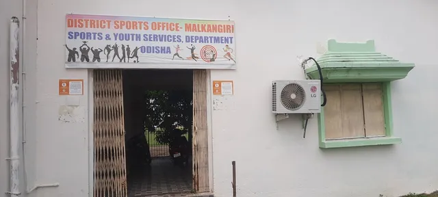 Mkg soprts hoster closed, player gone to outside