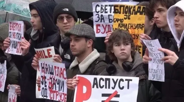 serbia-people-protest-on-new-yea