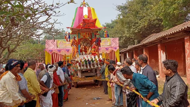 Sun Chariot rolled out from the Anant Abdhut Monastery near the Sun Temple