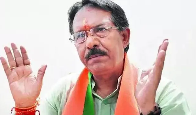 app has got the fruits of mismanagement: Harsh Malhotra