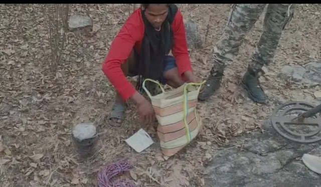 bomb with naxal arrested