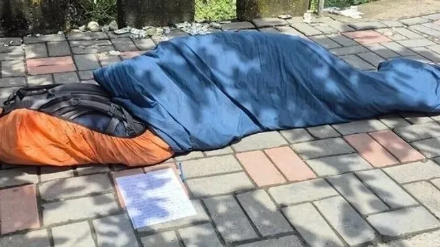 73466b29-baf4-485b-bc6d-72e36be34f0e