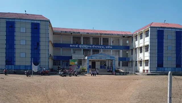 model degree collagecfff