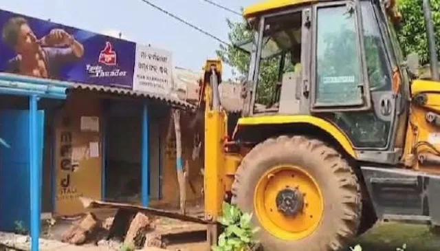 jcb