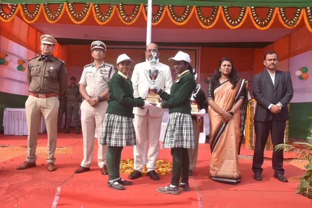 0e5ec2b5-e4e3-48dd-92f3-2500e63c499b