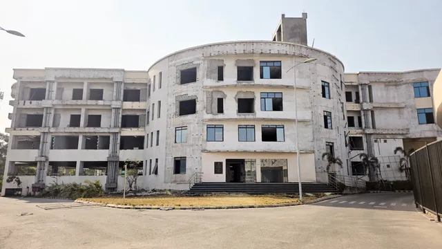 WhatsApp Image 2026-02-15 at 23.23.16