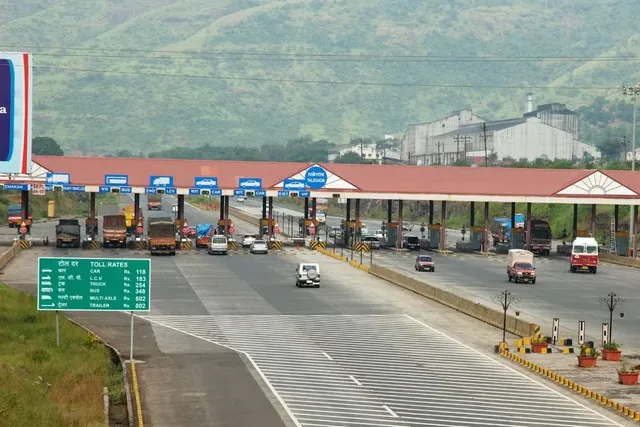 Toll Plaza Cashless