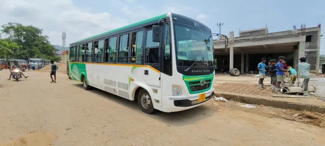 Laxmi bus