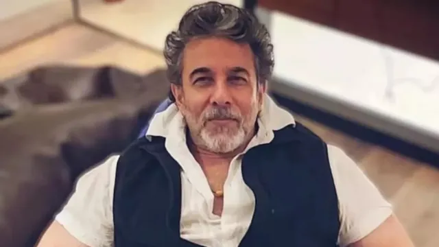 deepak tijori