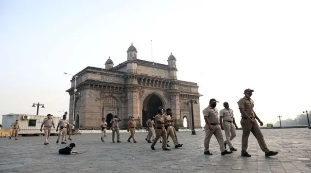 Tourists can't see Gateway of India!