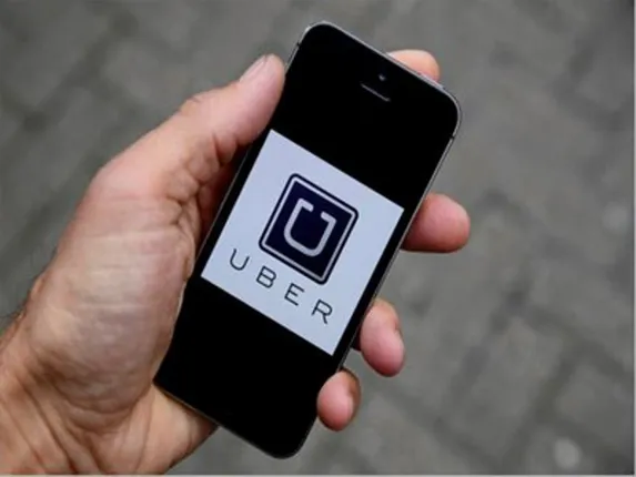 ଉବର୍‌ ଡ୍ରାଇଭର୍‌ଙ୍କୁ ମାଡ଼ ଦେଇଥିବା ୩ ମହିଳା ଯାତ୍ରୀ ଗିରଫ