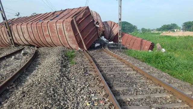 ନିର୍ଗୁଣ୍ଡି ନିକଟରେ ମାଲ୍‌ବାହୀ ଟ୍ରେନ୍‌ ଲାଇନ୍‌ଚ୍ୟୁତ