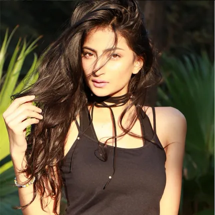 ଚର୍ଚ୍ଚାରେ ଶ୍ୱେତା ତିଓ୍ଵାରୀଙ୍କ ଝିଅ ପଲକ୍‌ 