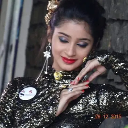 ପୂଜା ବଜାରରେ ପ୍ରଥମ ଥର ପାଇଁ ଏହି ଓଲିଉଡ୍‌ କଳାକାର