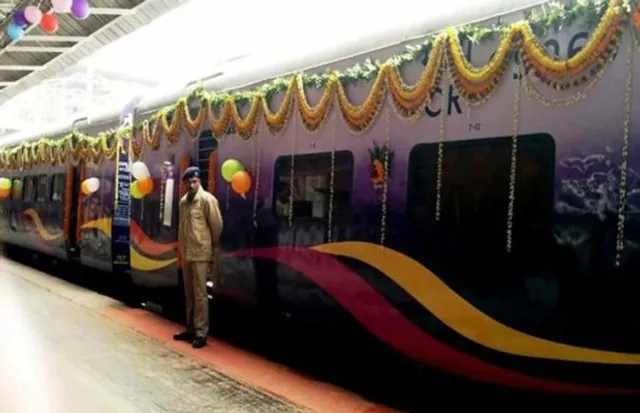 ମହାମନା ଏକ୍ସପ୍ରେସ: ଯାତ୍ରାର ପ୍ରଥମ ଦିନରେ ଚୋରି