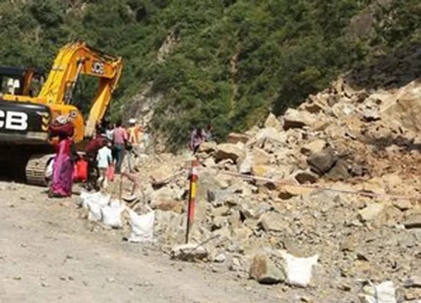 ସିକ୍କିମରେ ଲଗାଣ ବର୍ଷା, ଭୂସ୍ଖଳନରେ ୬ ମୃତ,