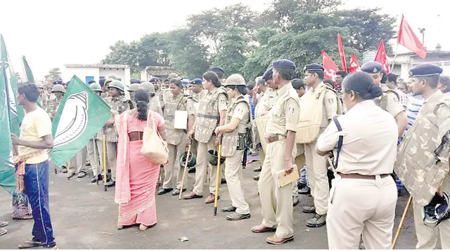 ନୂଆ ସାଇଡିଂ କଣ୍ଟ୍ରାକ୍ଟର ନିଯୁକ୍ତିରୁ ବିବାଦ: ସିଟୁ-ବିଜେଡି ମୁହାଁମୁହିଁ