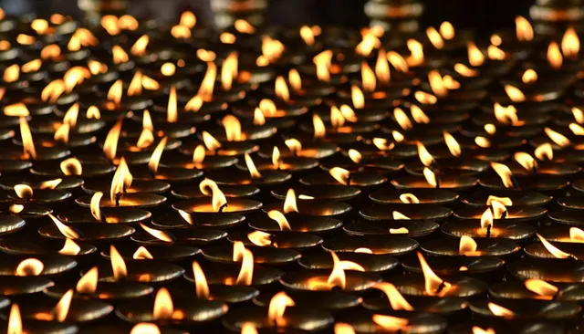 ନେପାଳରୁ ଆମେରିକା ଯାଏଁ: ବିଶ୍ୱବ୍ୟାପୀ କେମିତି ପାଳନ କରାଯାଏ ଦୀପାବଳି