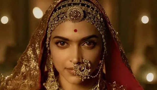 ରିଲିଜ୍‌ ହେଲା ବହୁ ପ୍ରତୀକ୍ଷିତ ଚଳଚ୍ଚିତ୍ର ‘ପଦ୍ମାବତୀ’ର ପ୍ରଥମ ଗୀତ