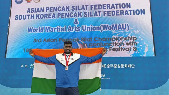 ଏସୀୟ ପେନ୍‌ଚାକ୍‌ ସିଲଟ୍‌ ଅମିତଙ୍କୁ କାଂସ୍ୟ