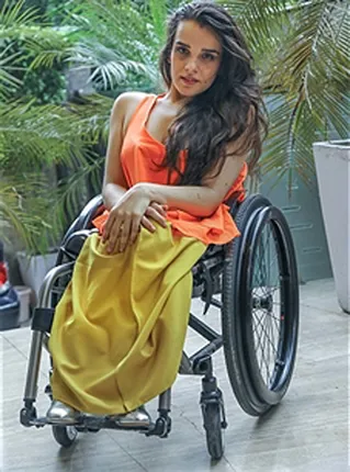 ବେଲାରୁଷ୍‌ର ଆଲେକ୍‌ଜାଣ୍ଡ୍ରା ହେଲେ ବିଶ୍ୱର ପ୍ରଥମ ‘ମିସ୍‌ ହ୍ଵିଲ୍‌ଚେୟାର ଓ୍ଵାର୍ଲଡ’