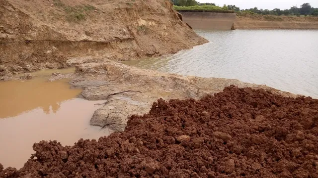 ଭୁଶୁଡ଼ିଲା ସୁବର୍ଣ୍ଣରେଖା କେନାଲ