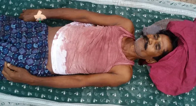 ପୁଅର ଟାଙ୍ଗିଆ ଚୋଟରେ ବାପା ମୃତ