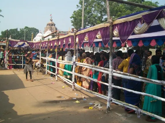 ଶ୍ରୀରାଧାଙ୍କ ଓଡ଼ିଆଣୀ ବେଶ ଓ ପାଦ ଦର୍ଶନ