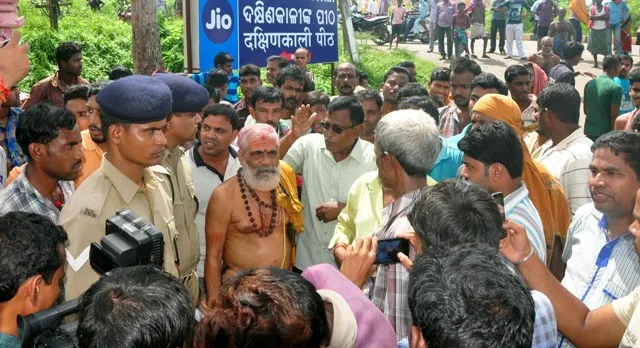 ଦକ୍ଷିଣକାଳୀ ପୀଠ ବିବାଦ : ଗାଁ ଚାରିପାଖରେ ୧୪୪