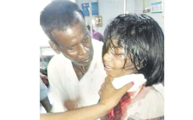 ଟାଙ୍ଗୀରେ ଚାଞ୍ଚଲ୍ୟ : ସ୍କୁଲ୍‌ ଛାତ୍ରୀଙ୍କ ଗଳା କାଟି ଦୁର୍ବୃତ୍ତ ଫେରାର