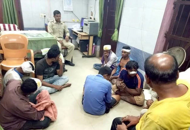 କଟକରେ ଗୋଷ୍ଠୀ ସଂଘର୍ଷ: ୧୦ ଆହତ