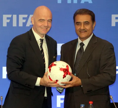 ସ୍ପେନ୍‌-ଇଂଲଣ୍ଡ ଟ୍ରଫି ଟକ୍କର