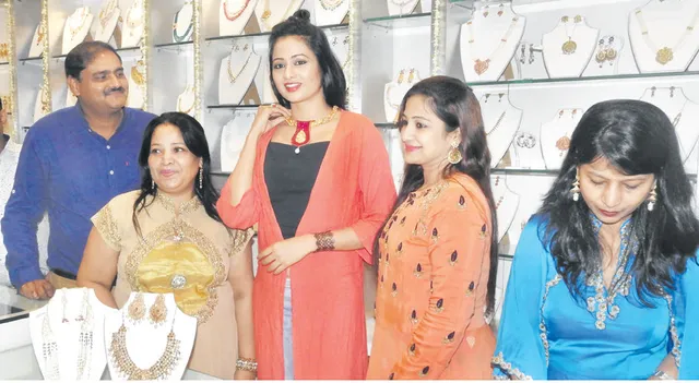 ‘ସାକ୍ଷୀ’ର ନୂଆ ଷ୍ଟୋର ଉଦ୍‌ଘାଟିତ