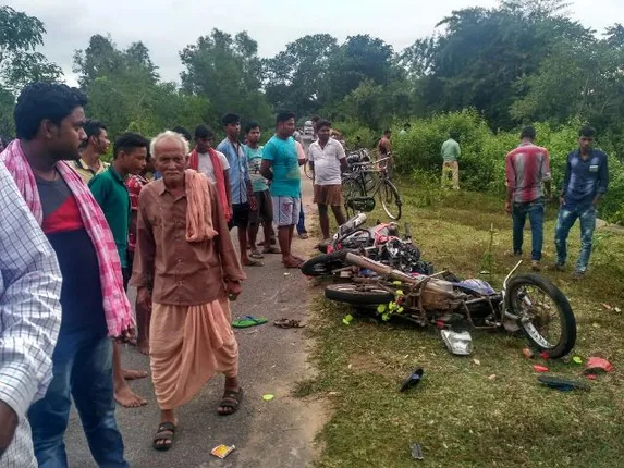 ଦୁଇ ବାଇକ୍‌ ଧକ୍କା, ୨ ମୃତ