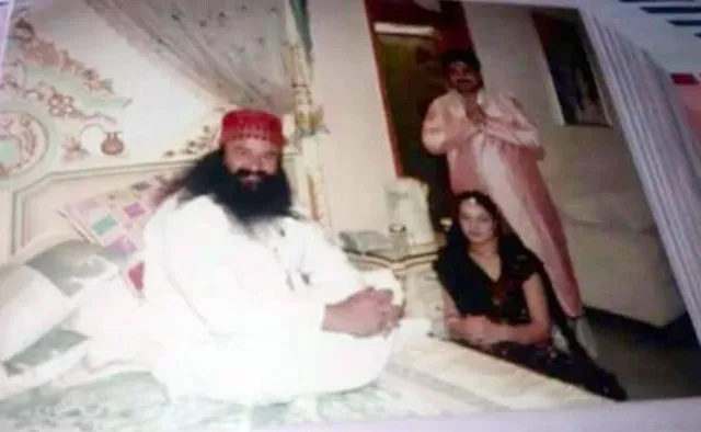 ଦୁଷ୍କର୍ମର ଶିକାର ହେବାପରେ ରାମରହିମ୍‌ଙ୍କୁ ବ୍ଲାକ୍‌ମେଲ କରୁଥିଲେ ହନିପ୍ରୀତ୍‌ !