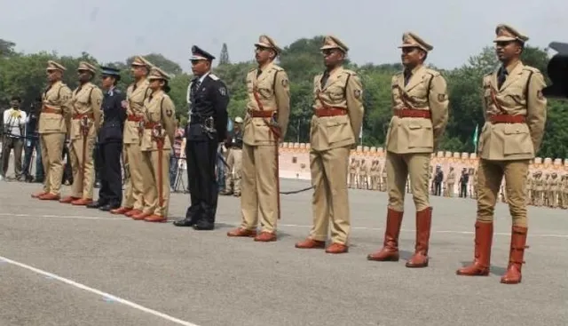 ପୁଲିସ ସ୍ୱାମୀ ନାମରେ ଶାରୀରିକ ଓ ମାନସିକ ନିର୍ଯାତନା ଅଭିଯୋଗ ଆଣିଲେ ପତ୍ନୀ