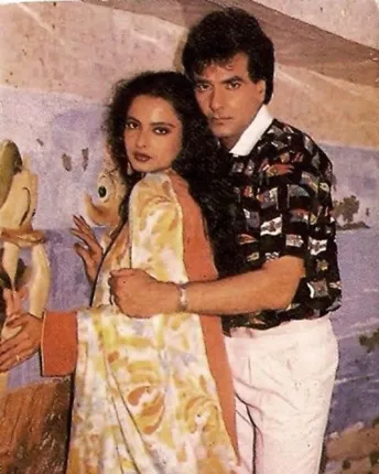 ଏହି ସବୁ ସିନେମାରେ ରେଖାଙ୍କ ହଟ୍‌ ସିନ୍‌ ଚର୍ଚ୍ଚାର ବିଷୟ ହୋଇଥିଲା !