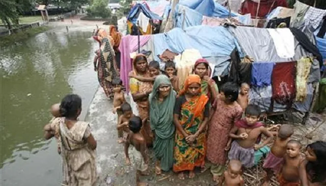 ବିସ୍ଥାପିତଙ୍କୁ ଅଣବିସ୍ଥାପିତଙ୍କ ହତ୍ୟା ଧମକ ଅଭିଯୋଗ